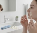 Double-headed nose hair knife manual cleaning nose hair - Image 4